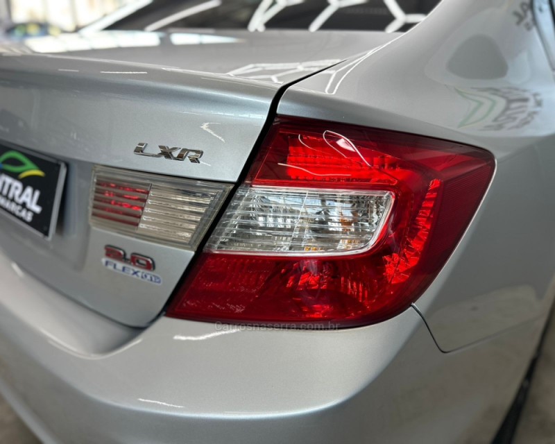CIVIC 2.0 LXR 16V FLEX 4P AUTOMÁTICO - 2015 - VACARIA