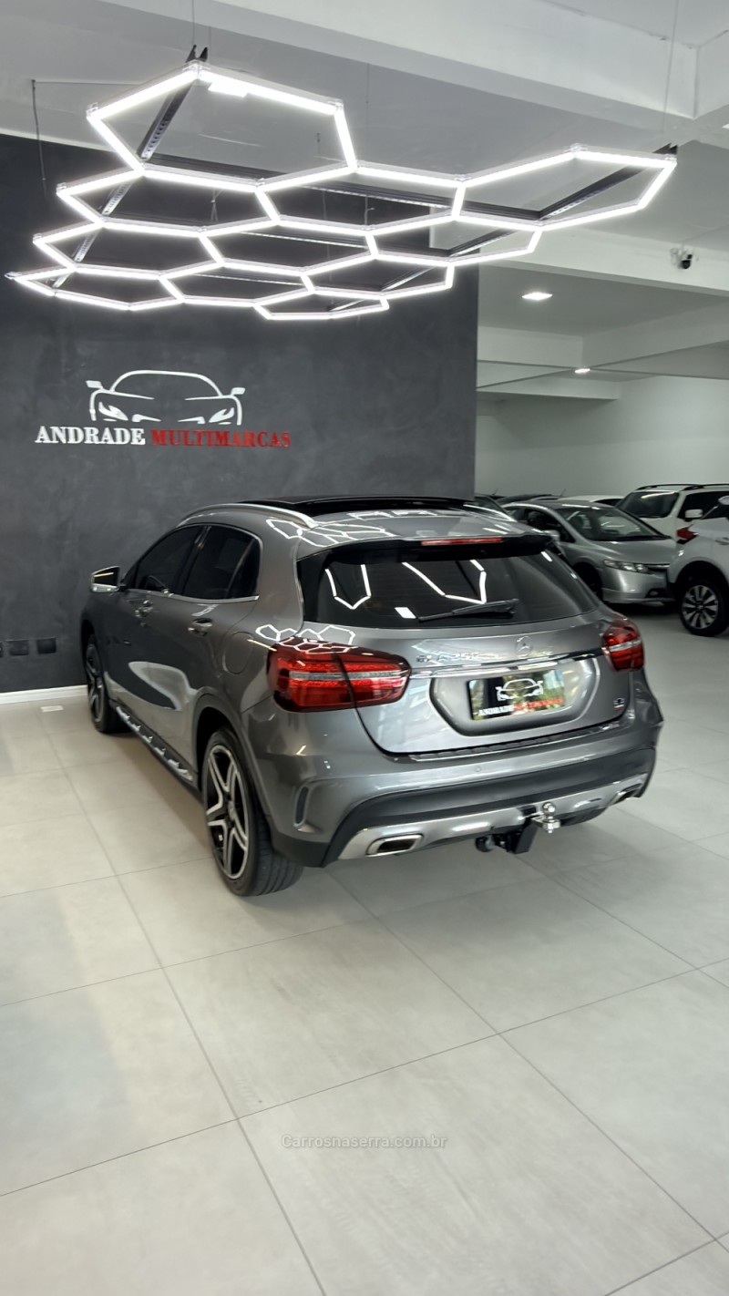 GLA 250 2.0 16V TURBO GASOLINA ENDURO 4P AUTOMÁTICO - 2018 - CAXIAS DO SUL