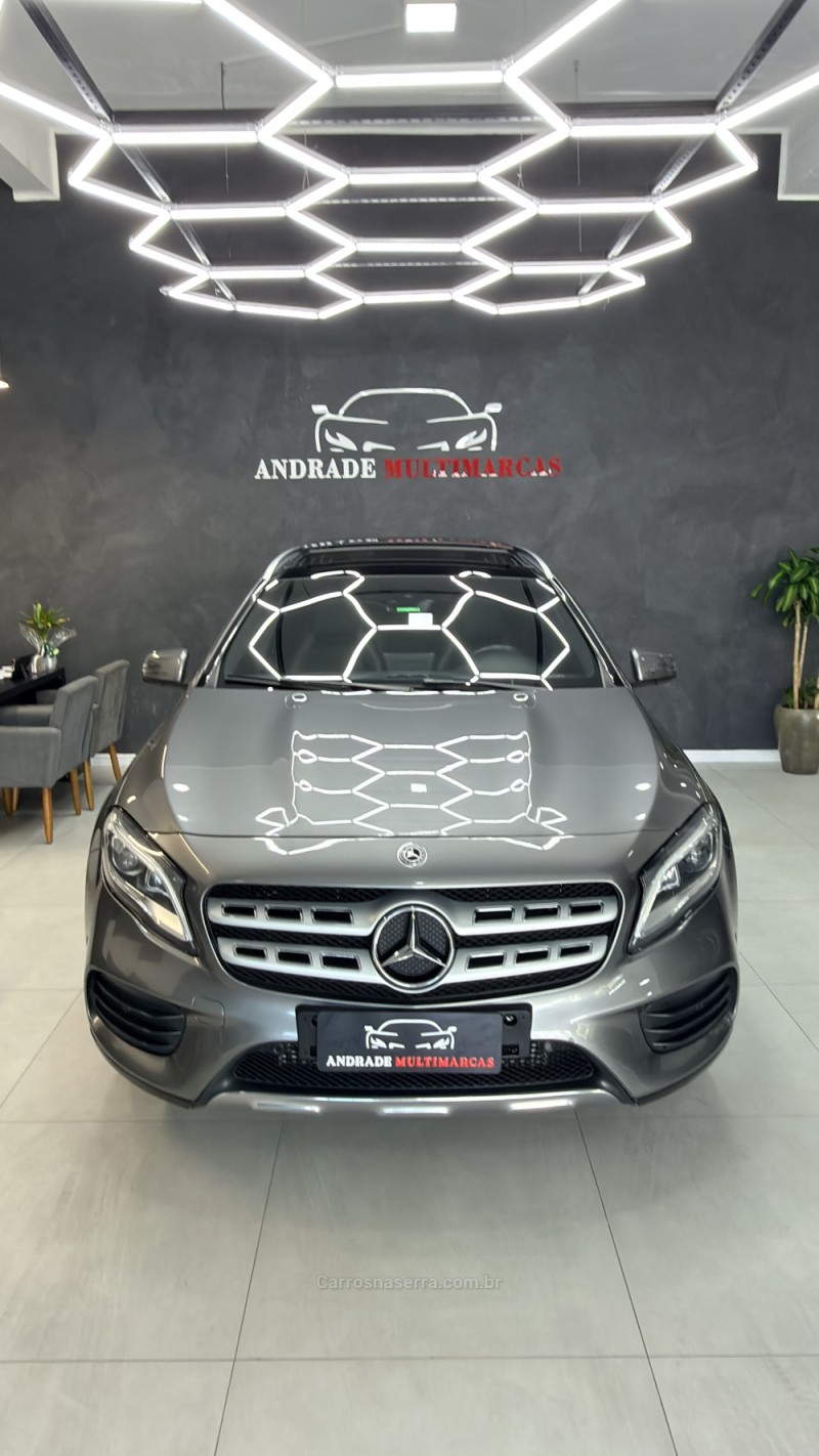GLA 250 2.0 16V TURBO GASOLINA ENDURO 4P AUTOMÁTICO - 2018 - CAXIAS DO SUL