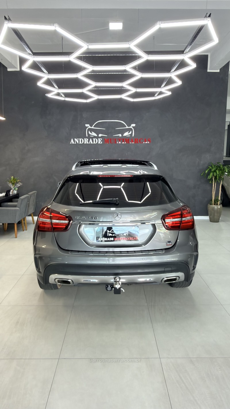 GLA 250 2.0 16V TURBO GASOLINA ENDURO 4P AUTOMÁTICO - 2018 - CAXIAS DO SUL