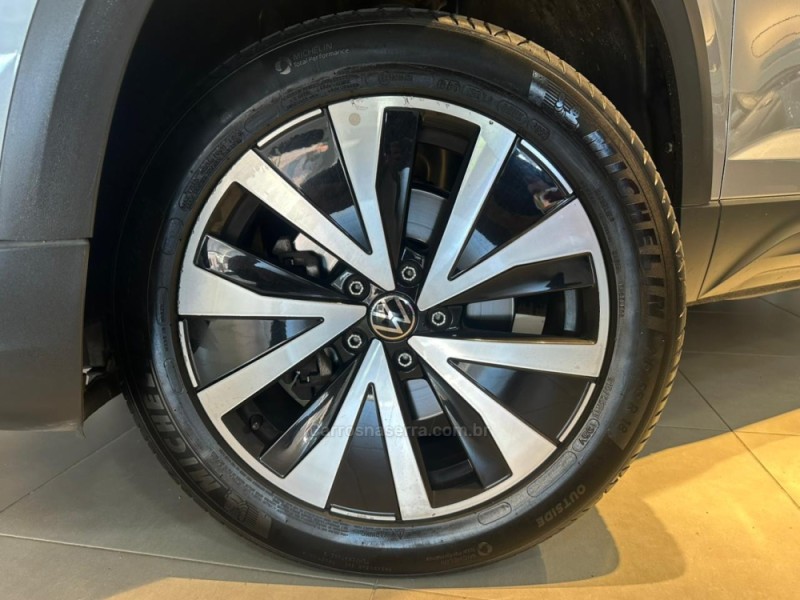 TAOS 1.4 16V HIGHLINE TSI FLEX 4P AUTOMÁTICO - 2023 - CAXIAS DO SUL