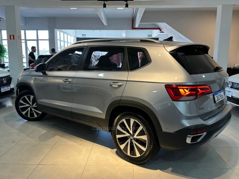 TAOS 1.4 16V HIGHLINE TSI FLEX 4P AUTOMÁTICO - 2023 - CAXIAS DO SUL