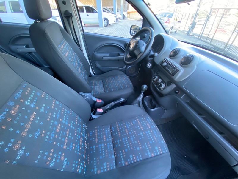 UNO 1.0 EVO VIVACE 8V FLEX 4P MANUAL - 2013 - CAXIAS DO SUL