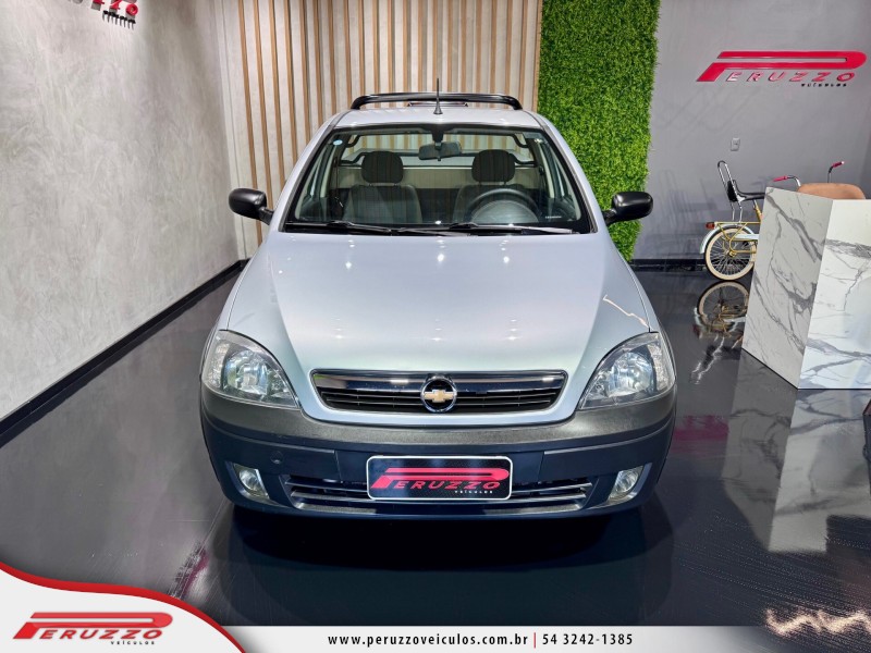 MONTANA 1.4 MPFI ARENA CS 8V ECONO FLEX 2P MANUAL - 2010 - NOVA PRATA