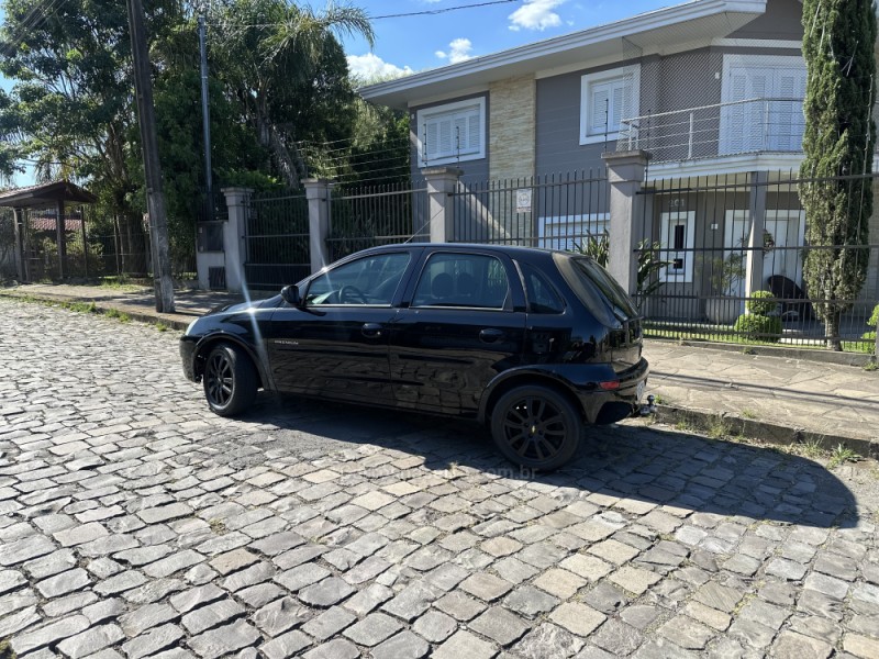 CORSA 1.4 MPFI PREMIUM 8V FLEX 4P MANUAL - 2008 - CAXIAS DO SUL