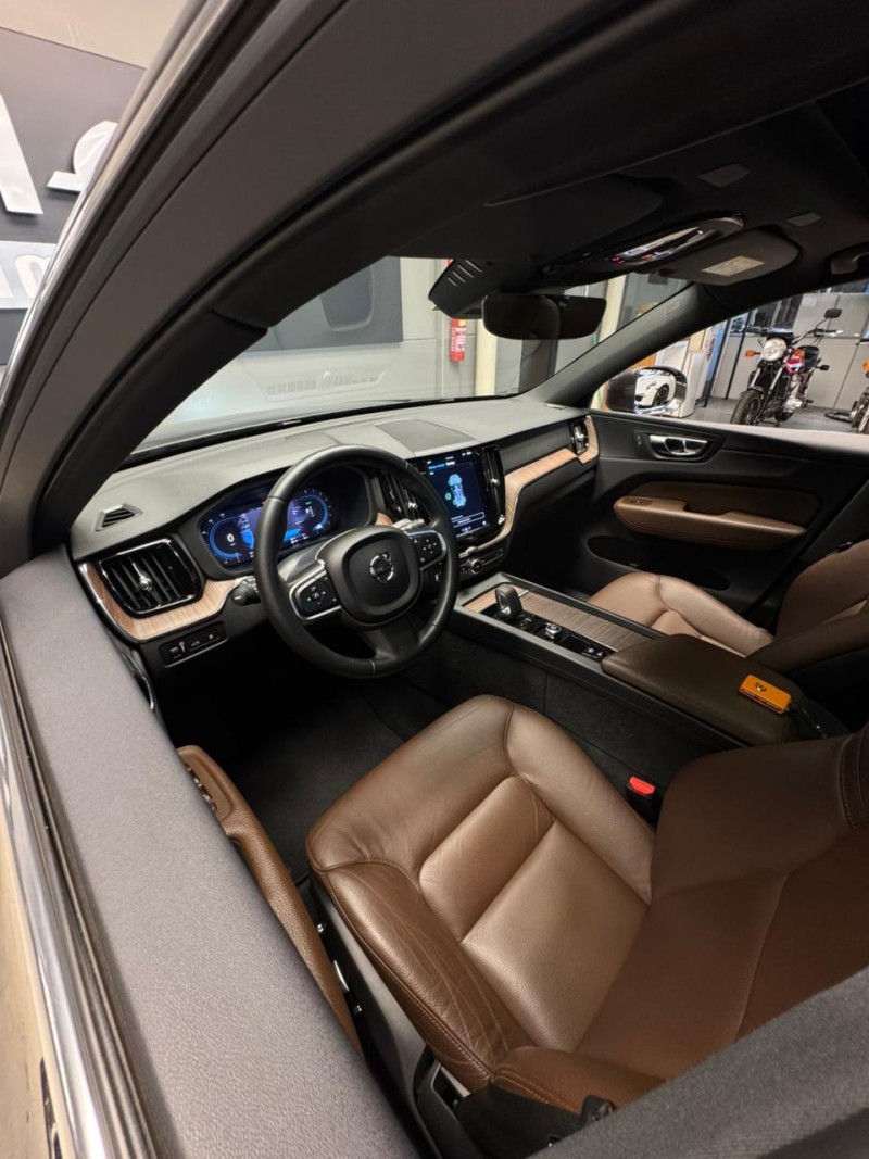 XC60 T8 EXPRESS HÍBRIDO INSCRIPT GASOLINA 4P AUTOMÁTICO - 2022 - CAXIAS DO SUL
