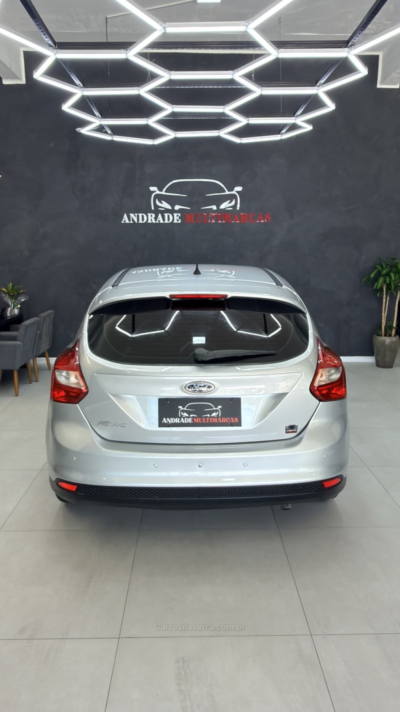 FOCUS 1.6 SE 16V FLEX 4P AUTOMÁTICO - 2015 - CAXIAS DO SUL