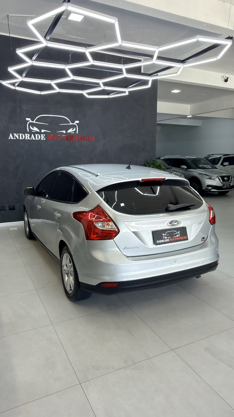 FOCUS 1.6 SE 16V FLEX 4P AUTOMÁTICO - 2015 - CAXIAS DO SUL