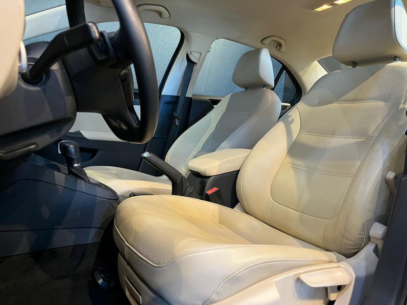 JETTA 2.0 TSI HIGHLINE 211CV GASOLINA 4P TIPTRONIC - 2017 - ANTôNIO PRADO