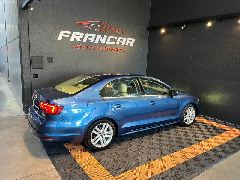 JETTA 2.0 TSI HIGHLINE 211CV GASOLINA 4P TIPTRONIC - 2017 - ANTôNIO PRADO