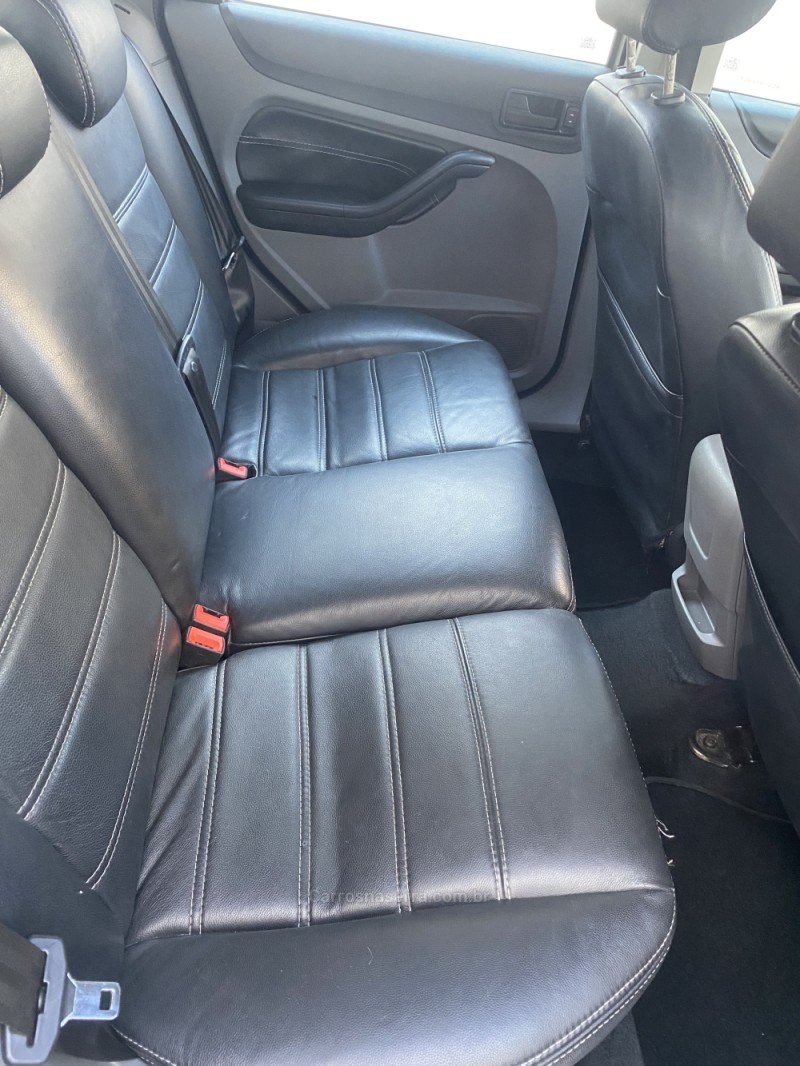 FOCUS 1.6 GLX 16V FLEX 4P MANUAL - 2012 - CAXIAS DO SUL