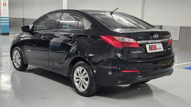 HB20S 1.0 COMFORT PLUS 12V TURBO FLEX 4P MANUAL - 2018 - PORTO ALEGRE