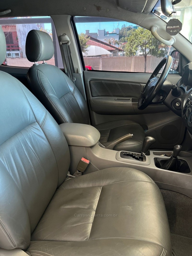 HILUX 3.0 SRV 4X4 CD 16V TURBO INTERCOOLER DIESEL 4P AUTOMÁTICO - 2006 - CAXIAS DO SUL