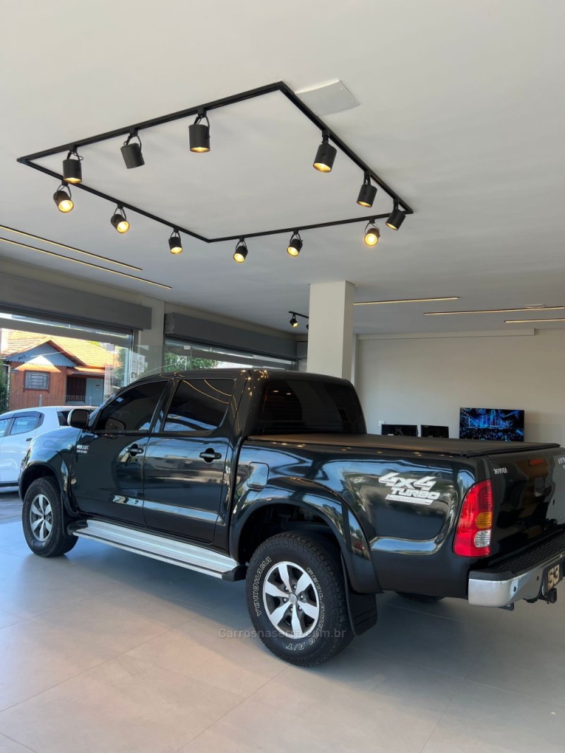 HILUX 3.0 SRV 4X4 CD 16V TURBO INTERCOOLER DIESEL 4P AUTOMÁTICO - 2006 - CAXIAS DO SUL