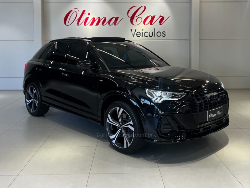 Q3 2.0 TFSI PERFORMANCE BLACK QUATTRO GASOLINA 4P AUTOMÁTICO - 2024 - FLORES DA CUNHA