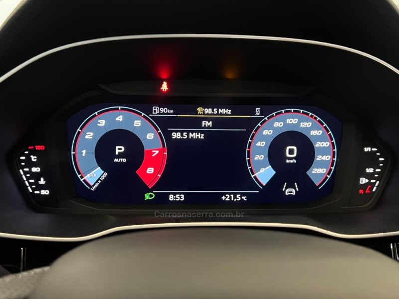 Q3 2.0 TFSI PERFORMANCE BLACK QUATTRO GASOLINA 4P AUTOMÁTICO - 2024 - FLORES DA CUNHA