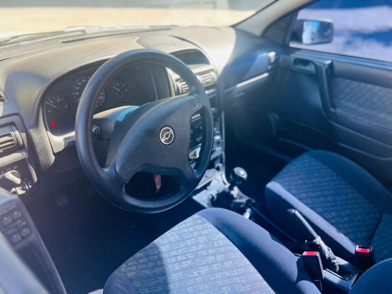 ASTRA 1.8 MPFI GL SEDAN 8V GASOLINA 4P MANUAL - 2000 - BENTO GONçALVES