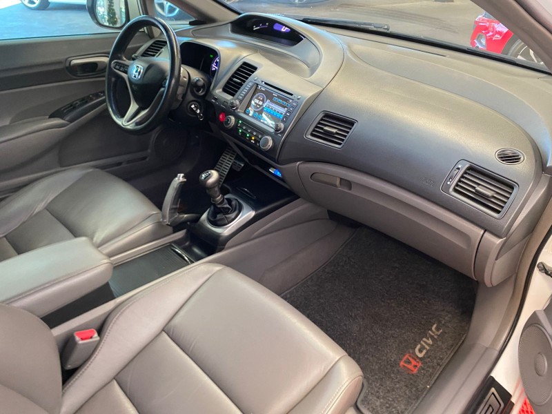 CIVIC 1.8 LXL 16V FLEX 4P MANUAL - 2010 - CAXIAS DO SUL