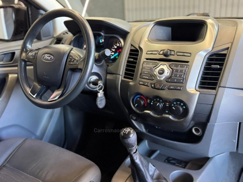 RANGER 2.5 XL 4X2 CS 8V GASOLINA 2P MANUAL - 2015 - DOIS IRMãOS