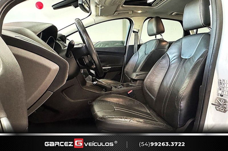 FOCUS 2.0 TITANIUM PLUS HATCH 16V FLEX 4P AUTO - 2015 - BENTO GONçALVES