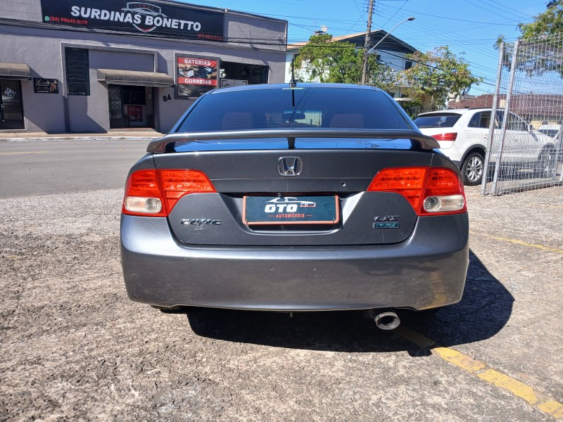 CIVIC 1.8 LXS 16V FLEX 4P MANUAL - 2008 - FARROUPILHA