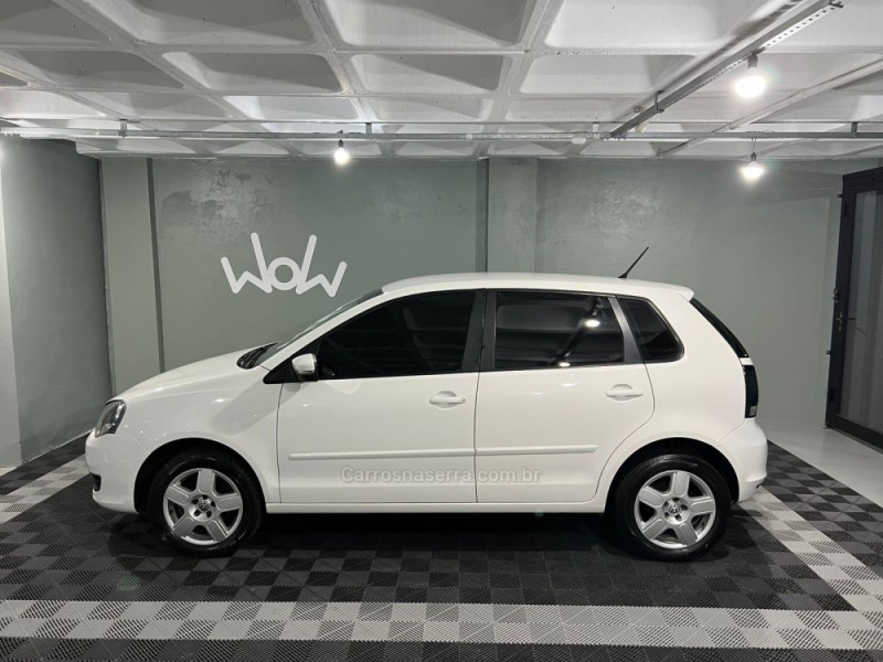 POLO 1.6 MI 8V GASOLINA 4P MANUAL - 2014 - BENTO GONçALVES