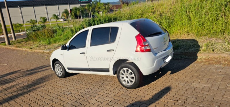 SANDERO 1.0 EXPRESSION 12V FLEX 4P MANUAL - 2013 - IVOTI