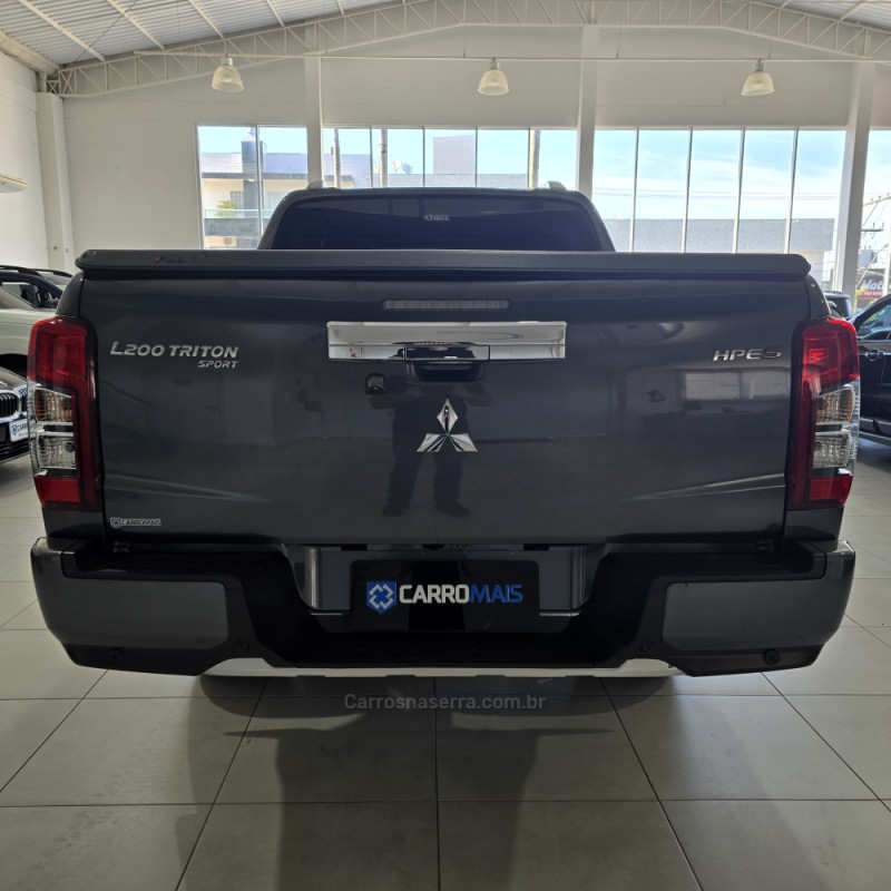L200 TRITON 2.4 HPE-S SPORT 4X4 CD 16V DIESEL 4P AUTOMÁTICO - 2025 - SANTA CRUZ DO SUL