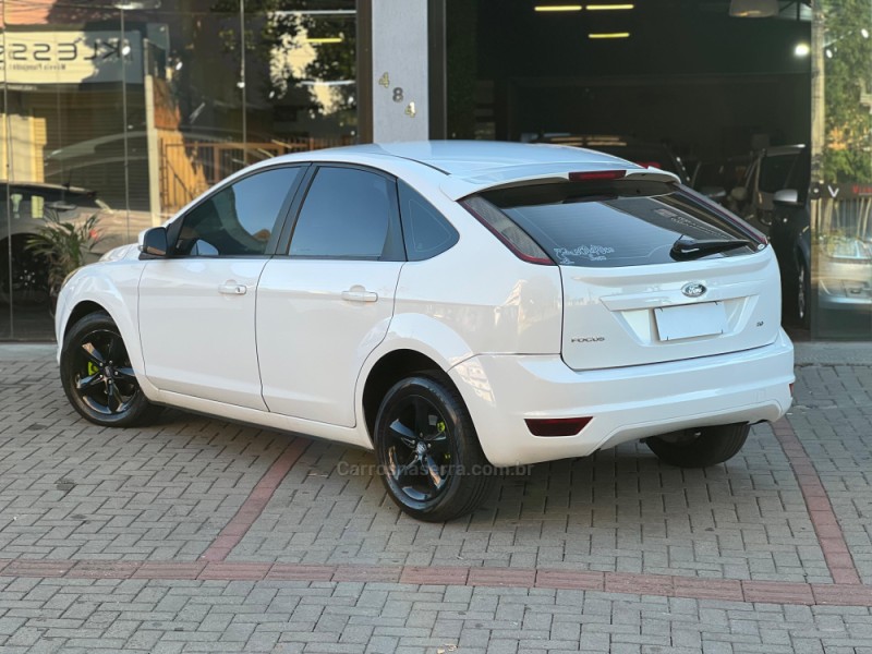 FOCUS 1.6 SE PLUS 16V FLEX 4P MANUAL - 2013 - SAPUCAIA DO SUL
