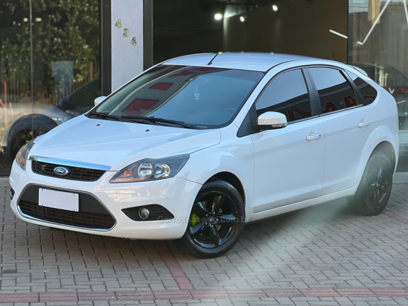 FOCUS 1.6 SE PLUS 16V FLEX 4P MANUAL - 2013 - SAPUCAIA DO SUL