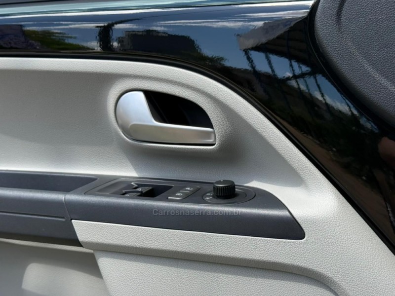 UP 1.0 TSI MOVE UP 12V FLEX 4P MANUAL - 2018 - LAGOA VERMELHA