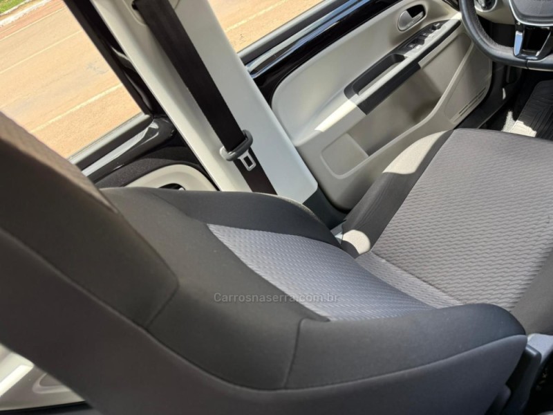 UP 1.0 TSI MOVE UP 12V FLEX 4P MANUAL - 2018 - LAGOA VERMELHA