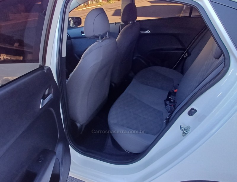 HB20S 1.6 COMFORT PLUS 16V FLEX 4P MANUAL - 2019 - FARROUPILHA