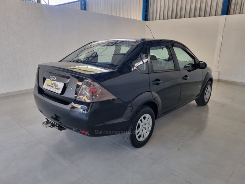 FIESTA 1.6 MPI CLASS SEDAN 8V FLEX 4P MANUAL - 2011 - VACARIA