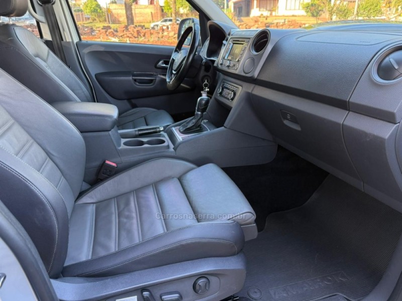 AMAROK 2.0 HIGHLINE 4X4 CD 16V TURBO INTERCOOLER DIESEL 4P AUTOMÁTICO - 2016 - LAGOA VERMELHA