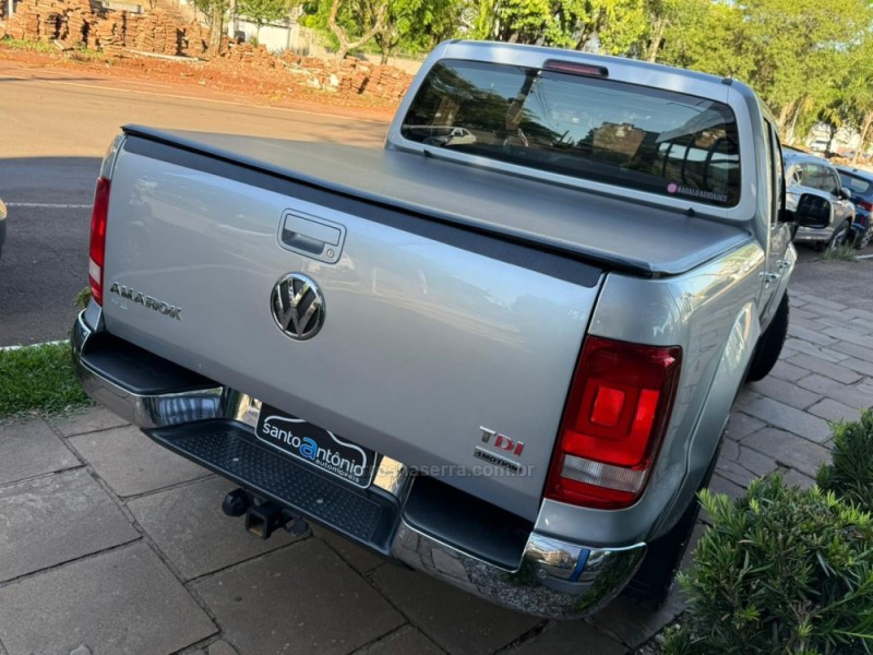 AMAROK 2.0 HIGHLINE 4X4 CD 16V TURBO INTERCOOLER DIESEL 4P AUTOMÁTICO - 2016 - LAGOA VERMELHA