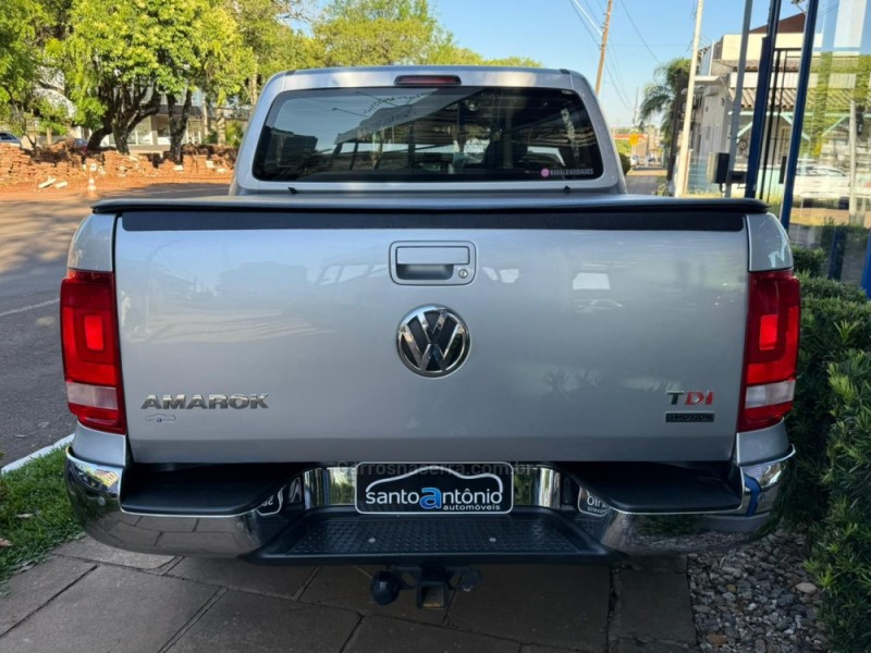 AMAROK 2.0 HIGHLINE 4X4 CD 16V TURBO INTERCOOLER DIESEL 4P AUTOMÁTICO - 2016 - LAGOA VERMELHA
