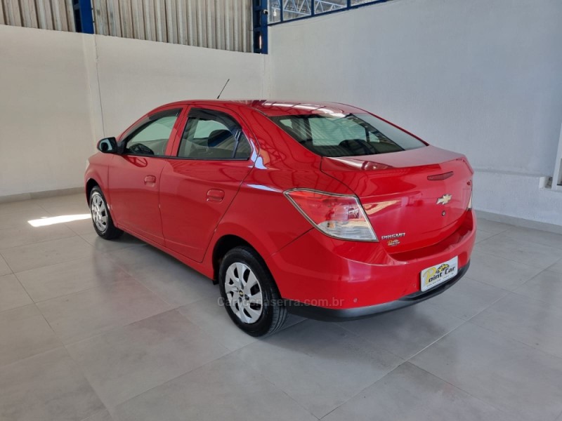 PRISMA 1.0 MPFI LT 8V FLEX 4P MANUAL - 2015 - VACARIA