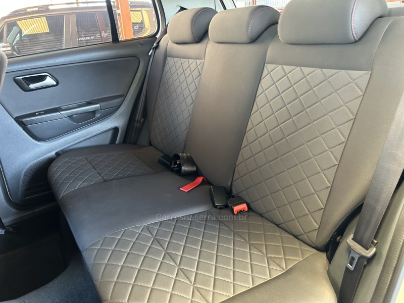 FOX 1.6 MSI HIGHLINE 16V FLEX 4P MANUAL - 2016 - NOVO HAMBURGO