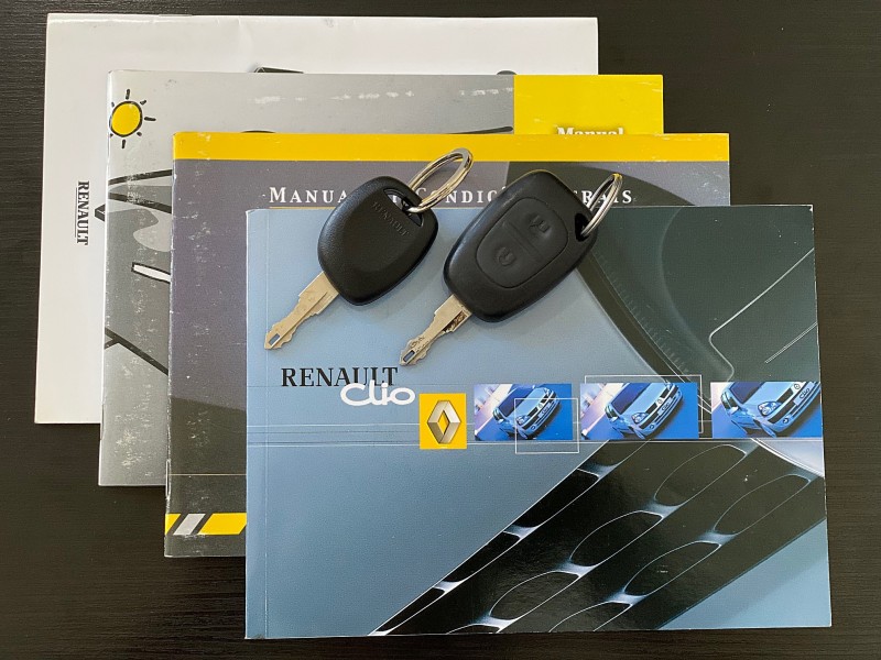 CLIO 1.0 EXPRESSION 16V GASOLINA 4P MANUAL - 2004 - CAXIAS DO SUL