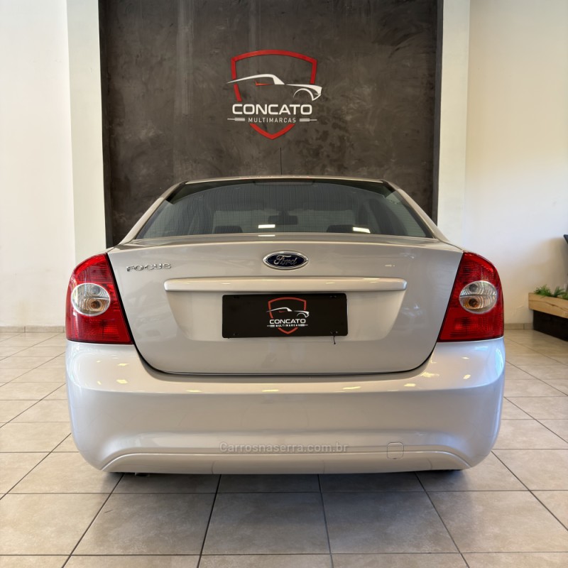 FOCUS 2.0 GLX SEDAN 16V FLEX 4P MANUAL - 2013 - FARROUPILHA