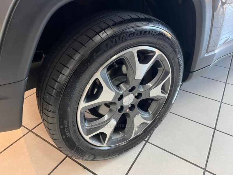 COMPASS 2.0 16V FLEX LIMITED AUTOMÁTICO - 2018 - CAXIAS DO SUL