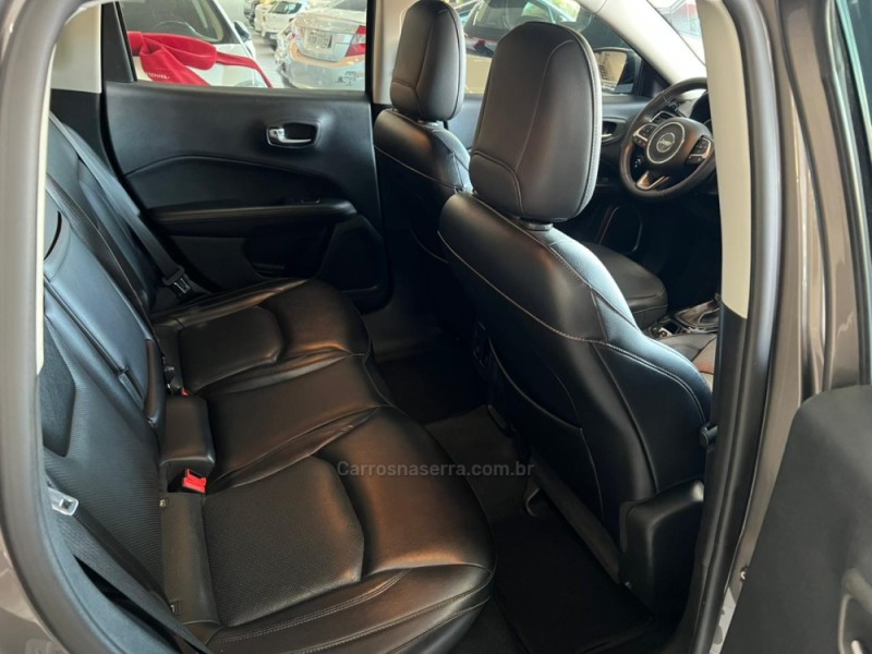 COMPASS 2.0 16V FLEX LIMITED AUTOMÁTICO - 2018 - CAXIAS DO SUL