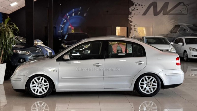 POLO 1.6 MI 8V FLEX 4P MANUAL - 2006 - ESTâNCIA VELHA