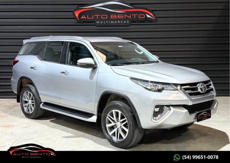 HILUX SW4 2.8 SRX 4X4 7 LUGARES 16V TURBO INTERCOOLER DIESEL 4P AUTOMÁTICO - 2019 - BENTO GONçALVES