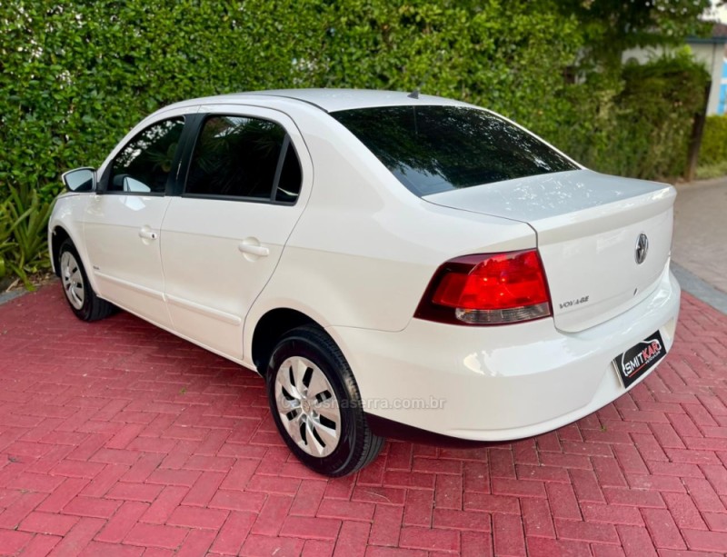 VOYAGE 1.6 MI TREND 8V FLEX 4P MANUAL - 2013 - ROLANTE