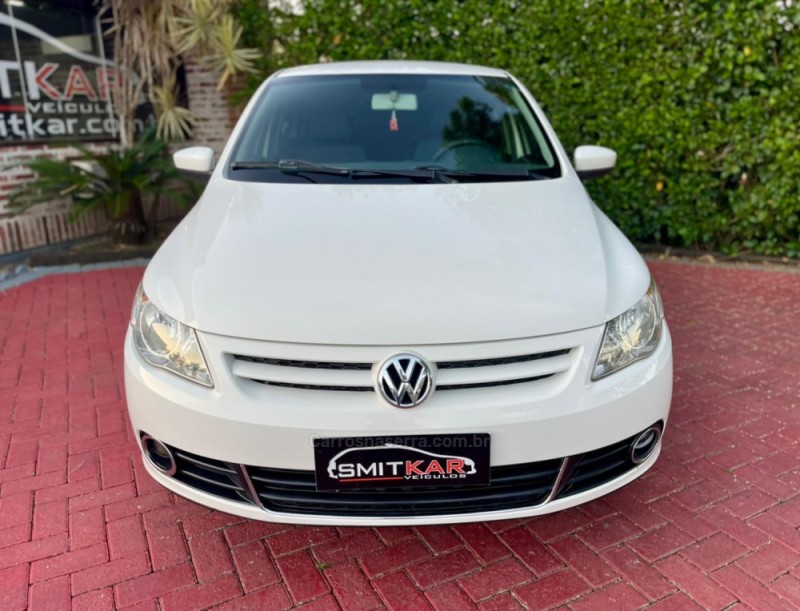 VOYAGE 1.6 MI TREND 8V FLEX 4P MANUAL - 2013 - ROLANTE