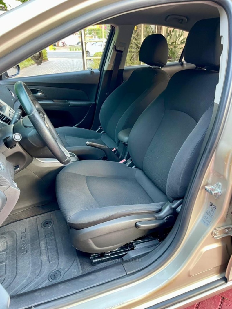 CRUZE 1.8 LT 16V FLEX 4P AUTOMÁTICO - 2014 - ROLANTE