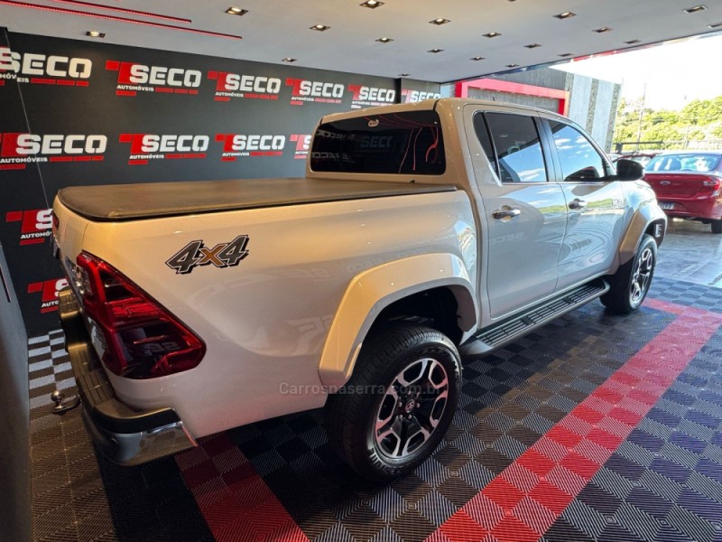 HILUX 2.8 SRX PLUS 4X4 CD TURBO DIESEL 4P AUTOMÁTICO - 2023 - PASSO FUNDO