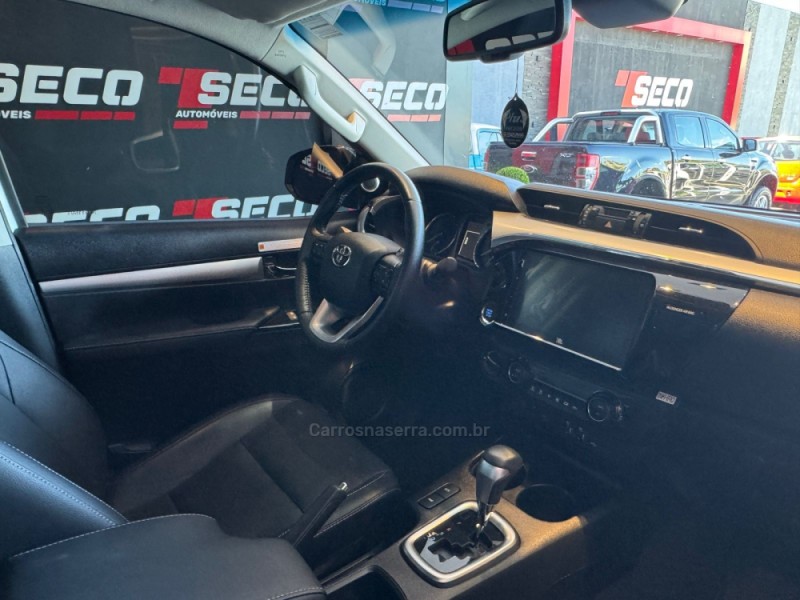 HILUX 2.8 SRX PLUS 4X4 CD TURBO DIESEL 4P AUTOMÁTICO - 2023 - PASSO FUNDO